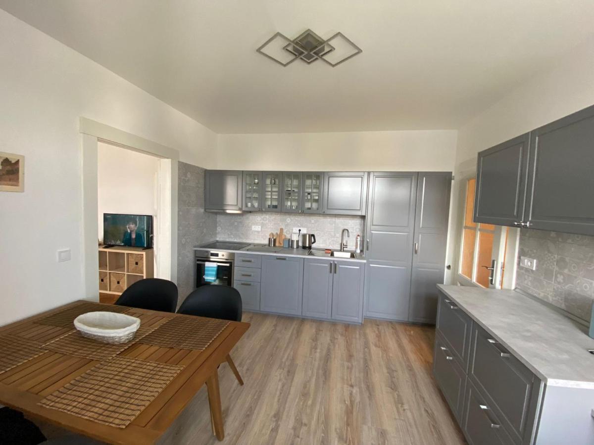 Apartman Xaveriova Praha Exteriér fotografie